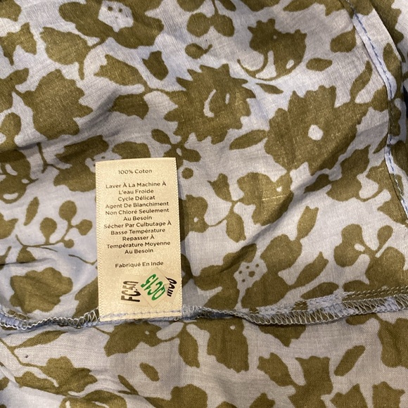 Talbots blue with green floral print cotton blouse with long sleeves size Large - Picture 9 of 11